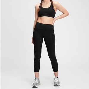 GapFit Blackout Technology Leggings